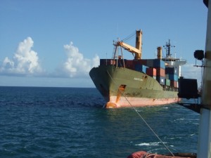 Five Oceans Salvage -Towline connected to MV ENDEAVOUR